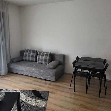 Aphrodite Apartman Будапеща Екстериор снимка